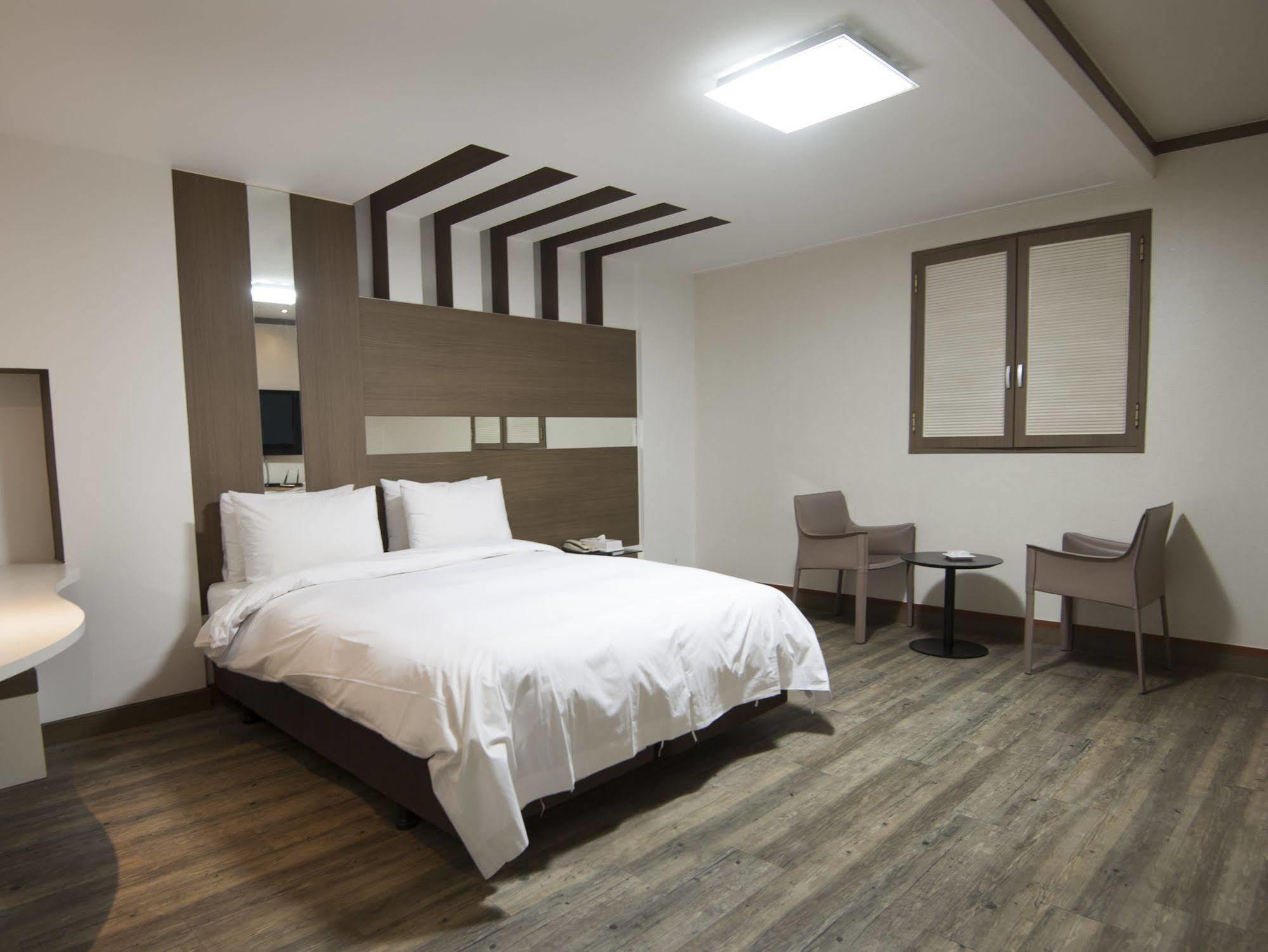 Hotel Tate 수원 외부 사진